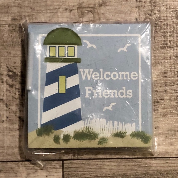 Bouquet & Company Welcome Friends w/Lighthouse